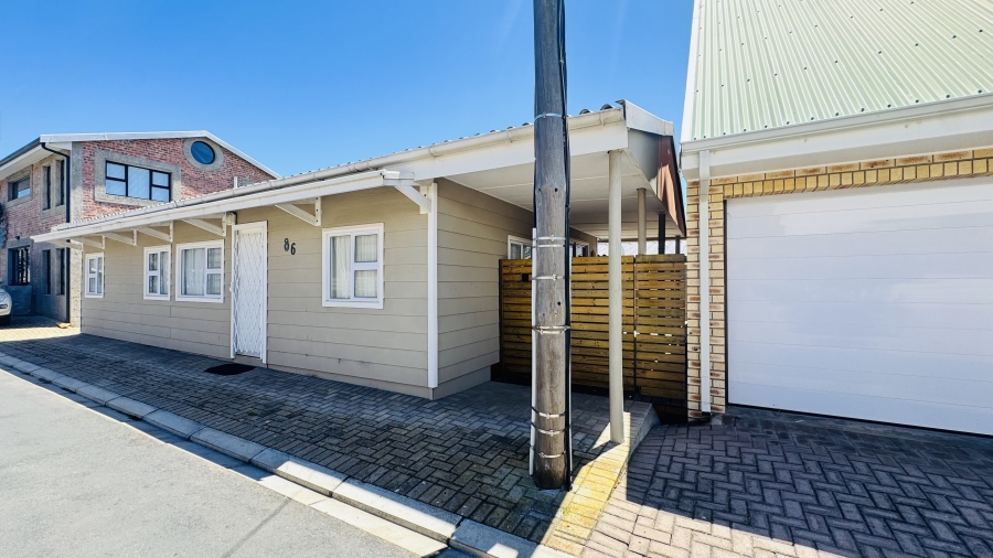 3 Bedroom Property for Sale in Hartenbos Central Western Cape